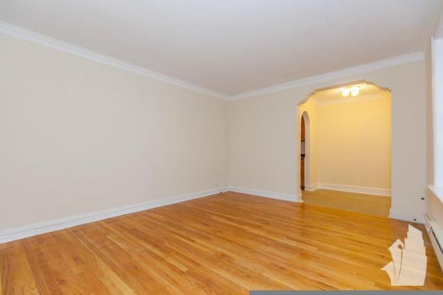 Building Photo - 1 bedroom in Chicago IL 60657