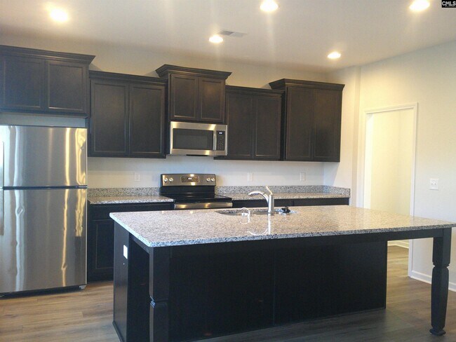 Building Photo - 30 Haigler Ct