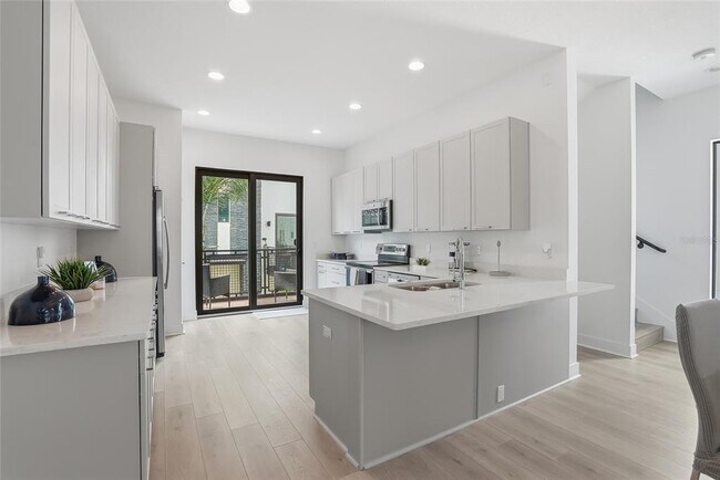 Foto del edificio - 4810 W McElroy Ave
