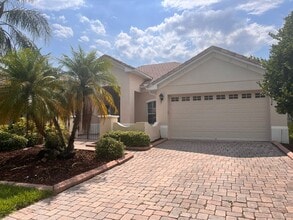 Building Photo - 3534 Sunset Isles Blvd