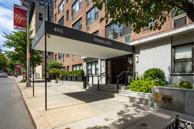 Building Photo - The York Gate