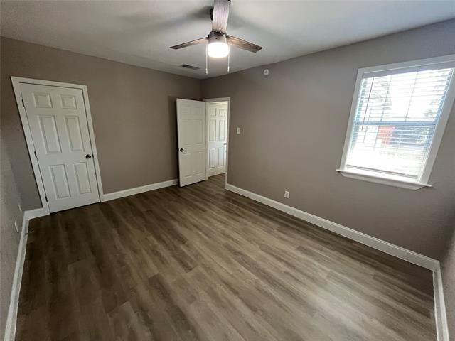 Foto del edificio - 707 E Ridgewood Dr