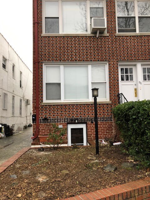 Primary Photo - 7721 6th Ave