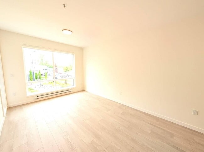 Building Photo - 6270 Gooseberry Dr