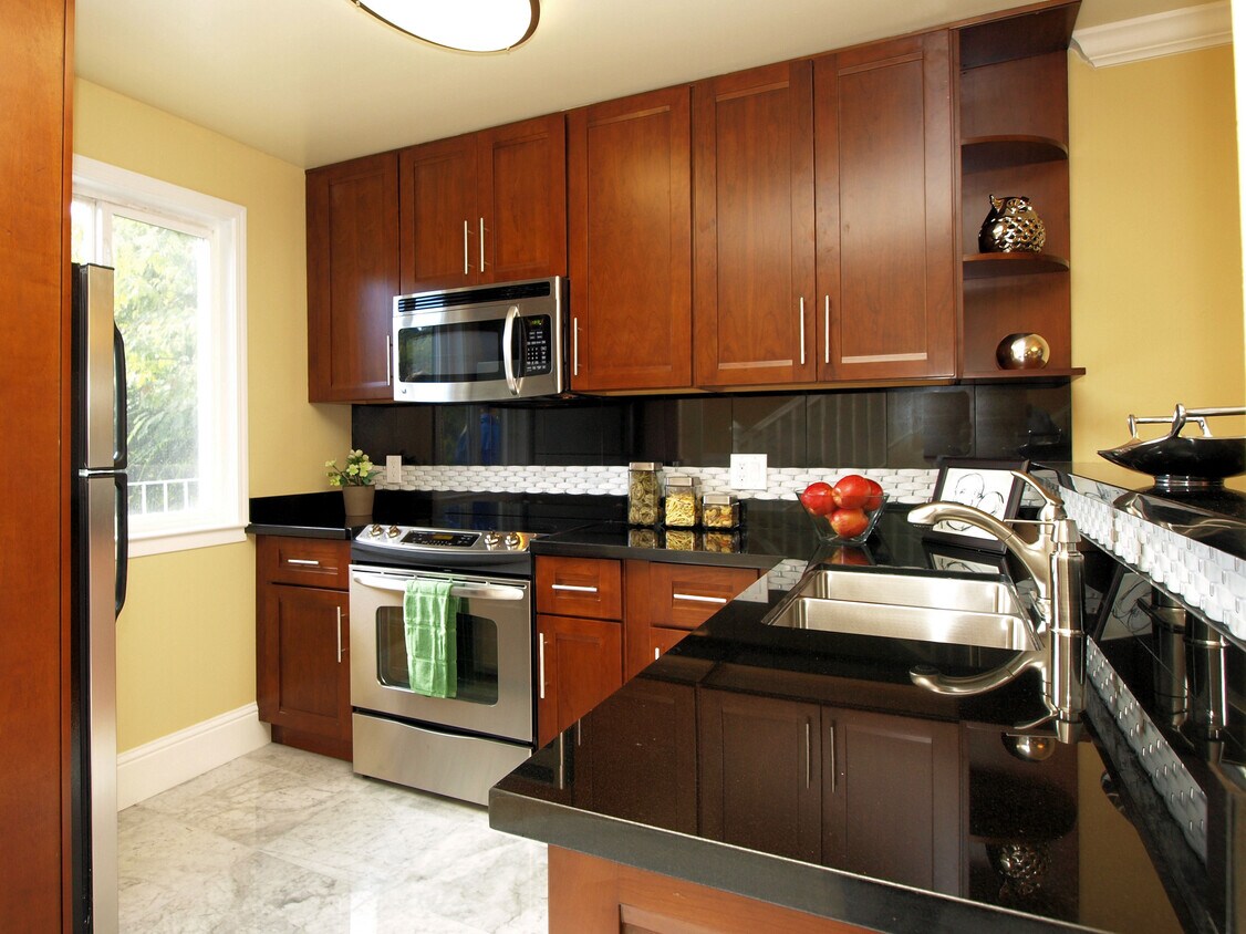 Foto principal - 35 Tamalpais Ave