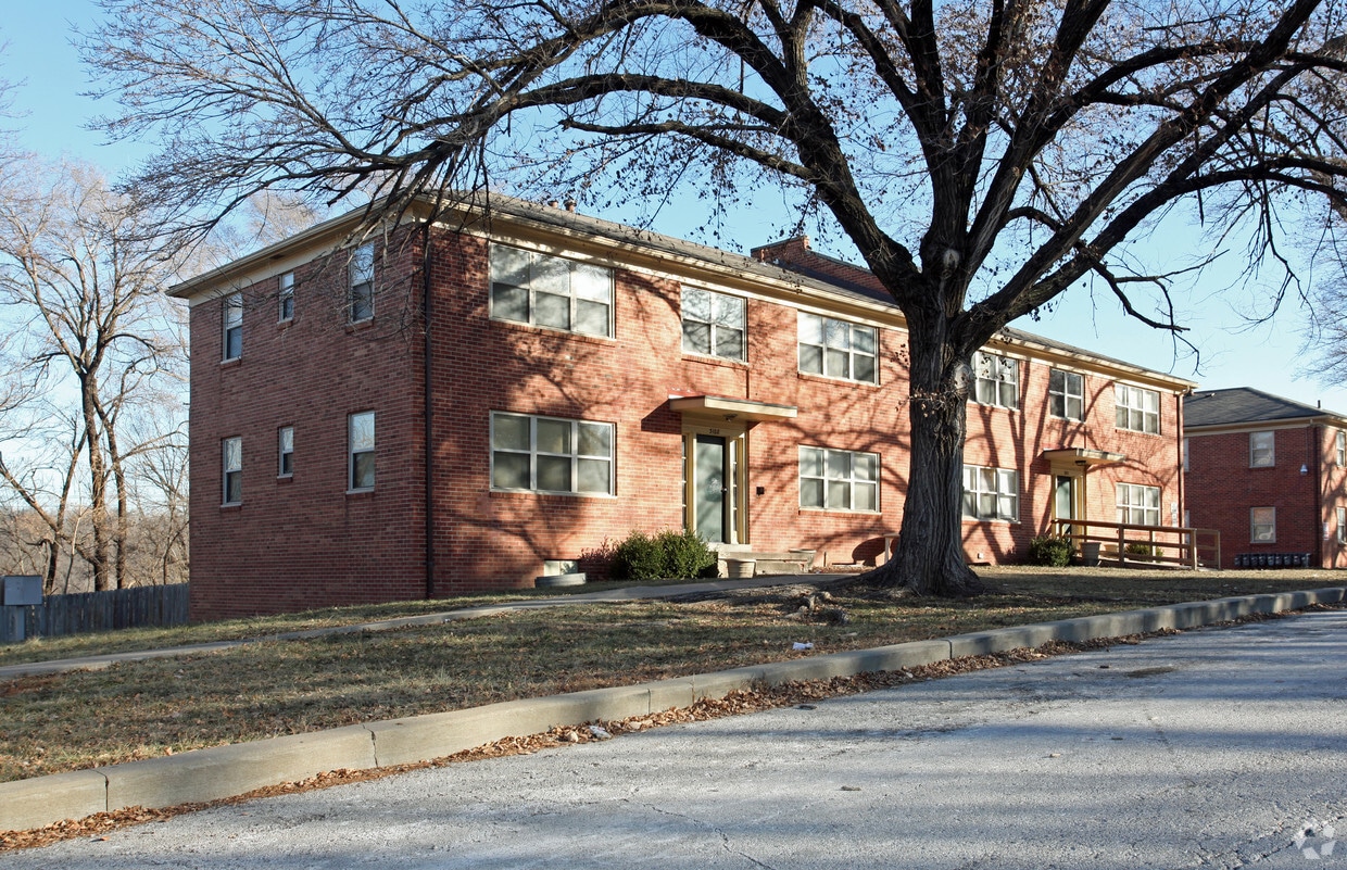 Primary Photo - Swope Plaza Apartments