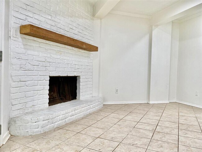 Building Photo - 1263 Blalock Rd