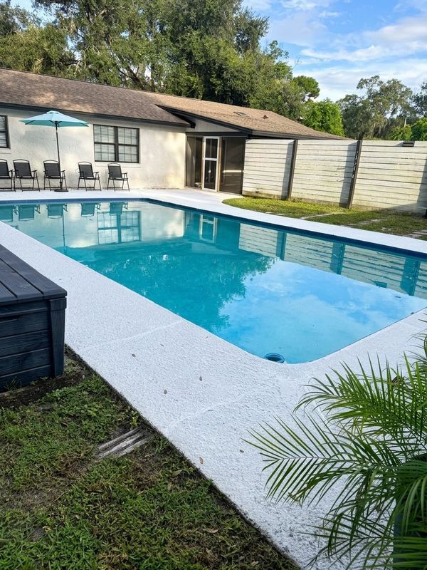 Foto del edificio - 6050 Mangrove St