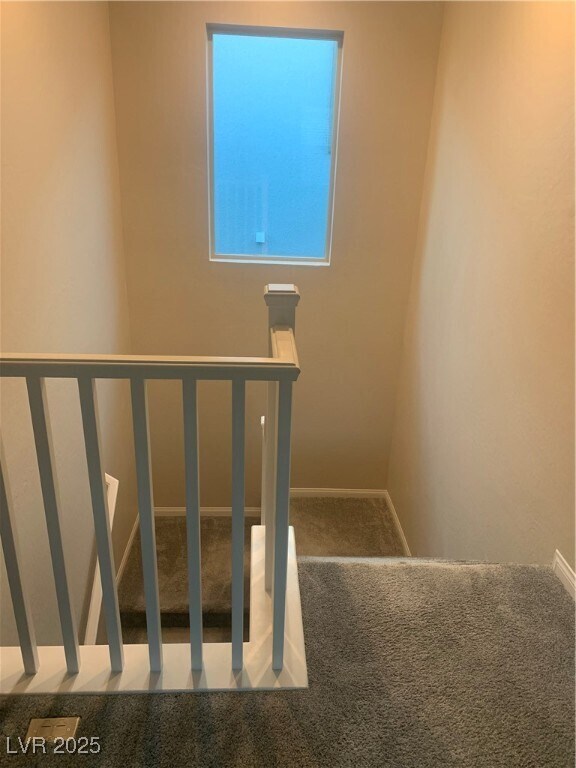Foto del edificio - 10688 Silver Pond Ave