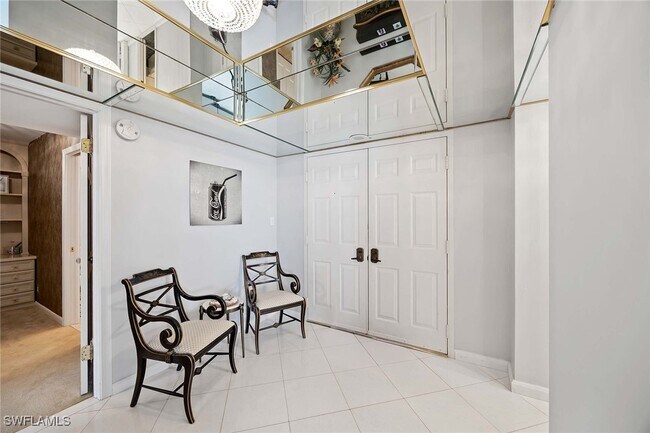 Foto del edificio - 520 S Collier Blvd
