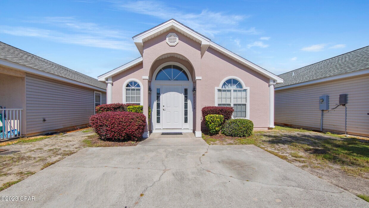 Primary Photo - 11716 Sand Castle Ln