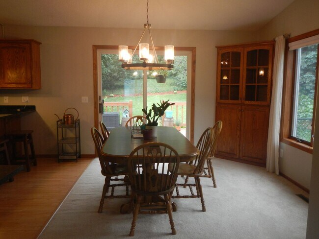Foto del edificio - Nice 3 Bedroom 2.5 Bathroom house in Hudson