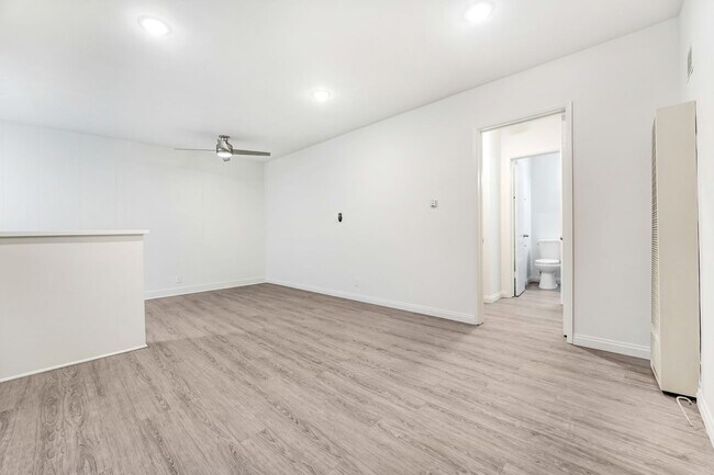 Foto del edificio - 1231 12th St