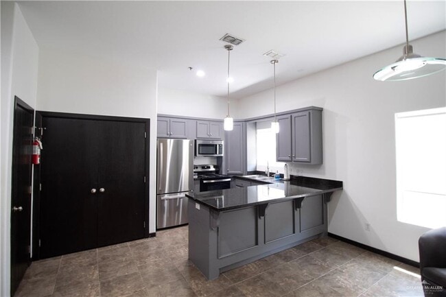 Foto del edificio - 18 W Daffodil Ave