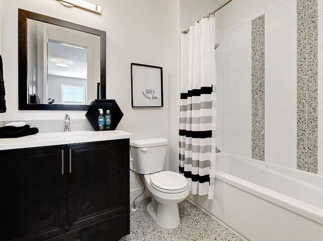 Building Photo - 4244 E Wolf Tree St