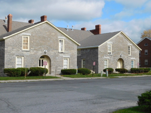 Foto principal - The Apartments at Madison Barracks