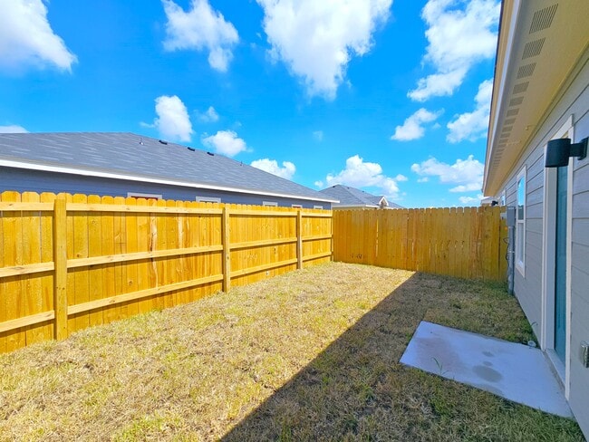 Foto del edificio - 2325 N Valley Cir