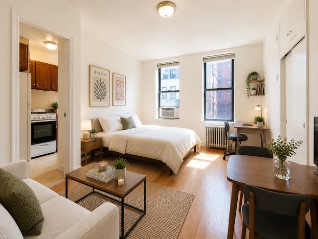 Building Photo - 413 W 43rd St