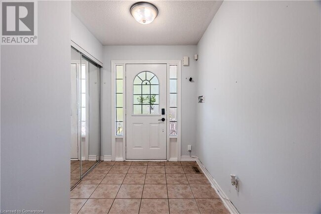 Building Photo - 60 Whitefoot Crescent