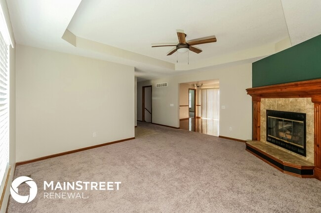 Building Photo - 1801 Debrah Dr