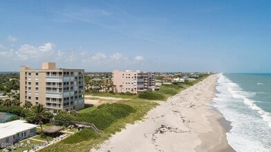 Building Photo - 1755 N Hwy A1A