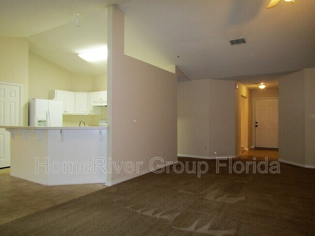 Foto del edificio - 4045 Buttonbush Dr