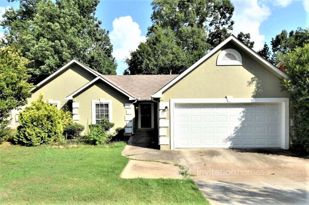 Foto principal - 1984 Flint Hill Dr