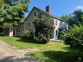 Building Photo - 434 Hurlbutt St