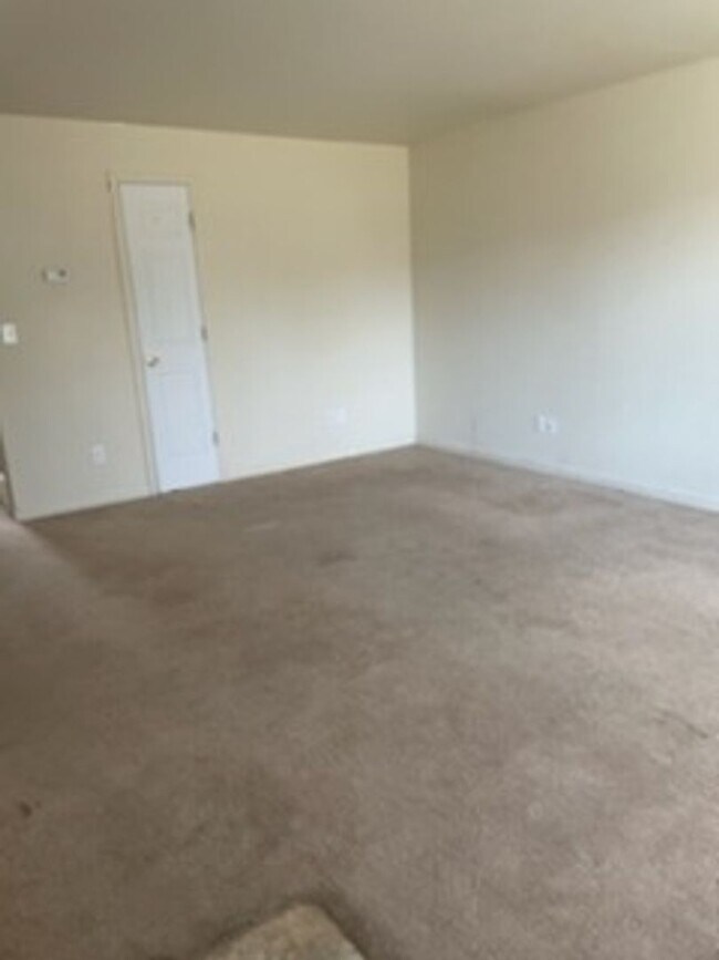 Foto del edificio - 2 Bedroom Duplex!