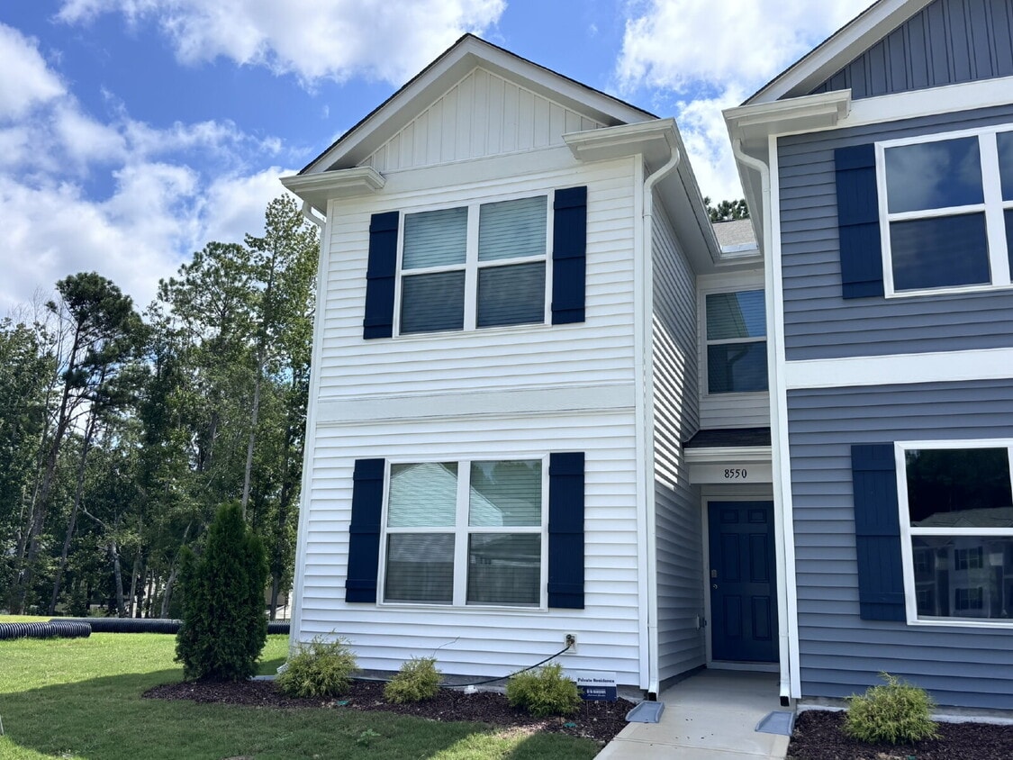 Foto principal - 8550 Beckett Chase Wy