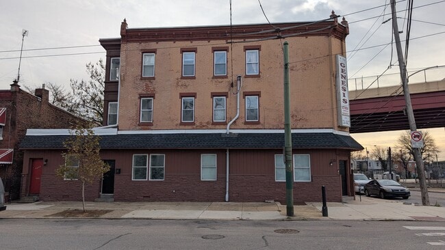 Foto del edificio - 4421 Wayne Ave