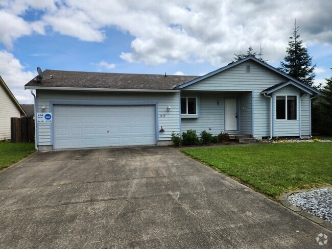 Building Photo - 1818 Hillview Rd