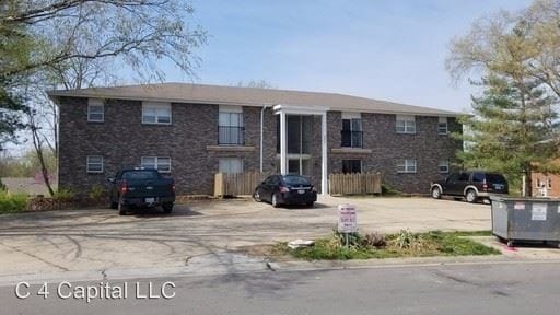 Primary Photo - 250 Apple Tree Ct