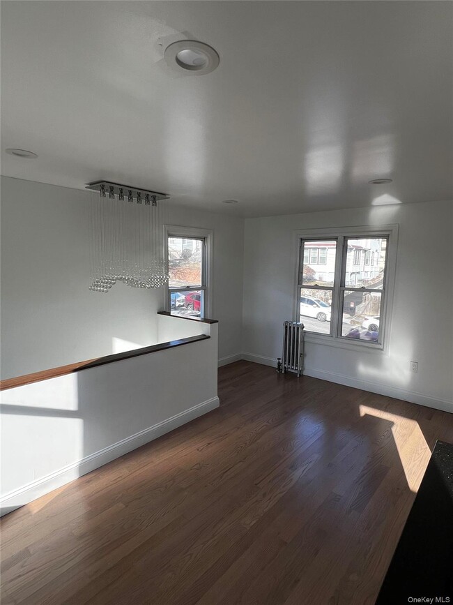 Building Photo - 38 Overlook St