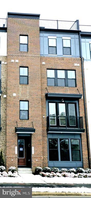 Building Photo - 43400 Farringdon Sq