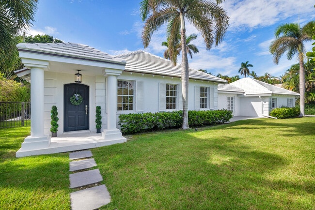 Foto del edificio - 216 Bahama Ln