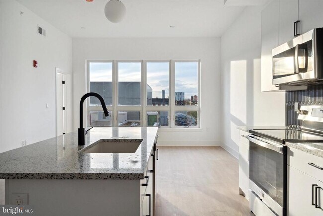 Foto del edificio - 1643 N 2nd St