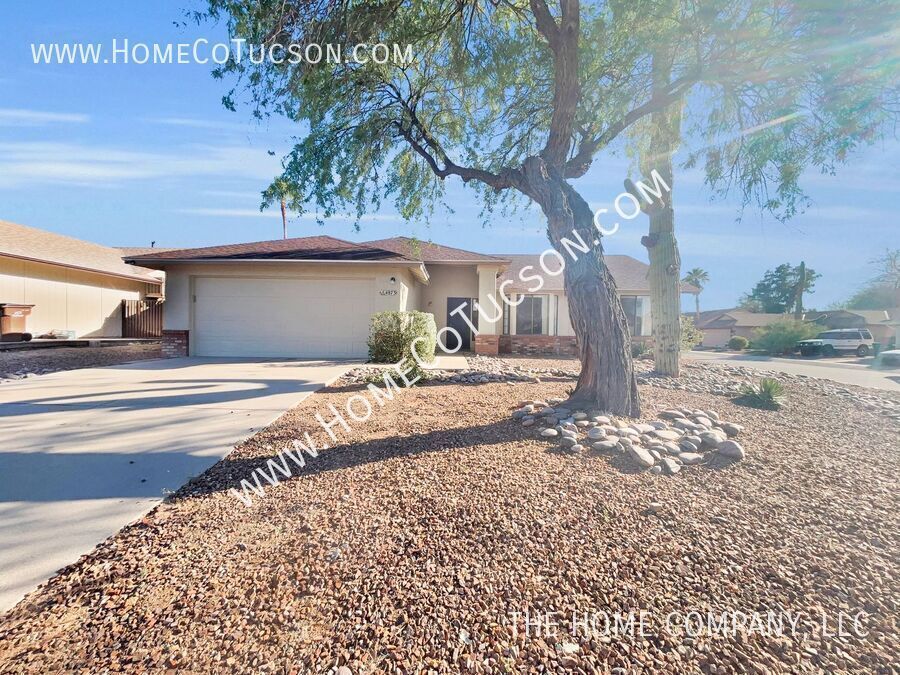 Foto principal - 4873 W Hardy Rd
