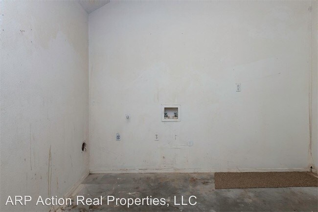 Foto del edificio - 3 br, 2 bath House - 3477 Broken Arrow