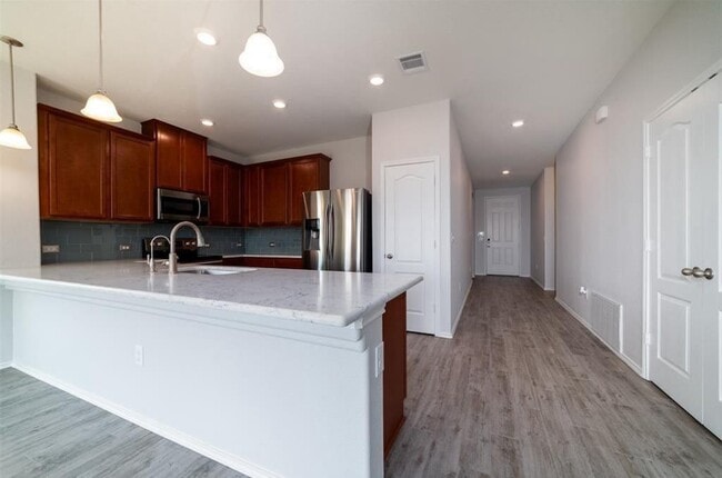 Building Photo - 7013 Lickeen Ct