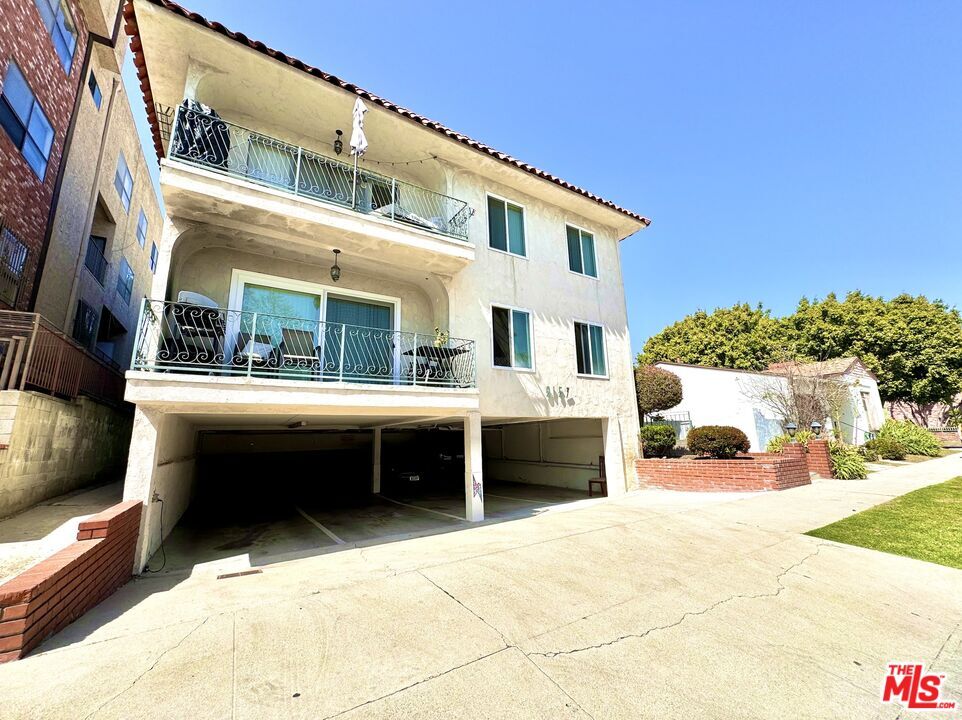 Foto principal - 9157 Alcott St