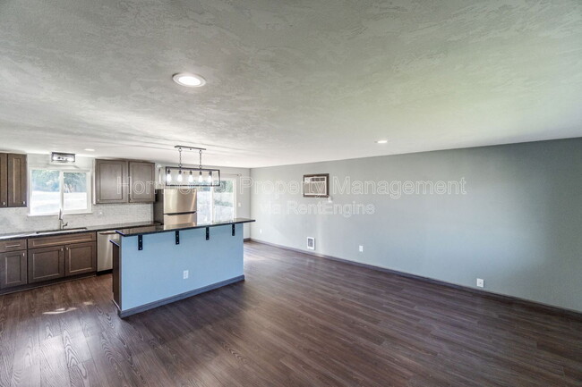 Foto del edificio - 15202 E 8th Ave