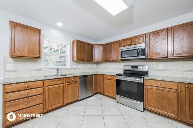 Building Photo - 221 ASH DR, MOCKSVILLE, NC 27028