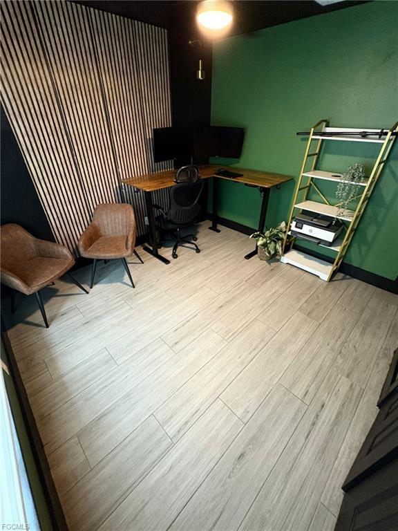Foto del edificio - 1215 NW Juanita Pl