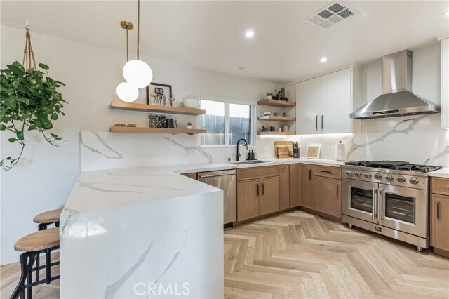 Foto principal - 6158 Burwood Ave