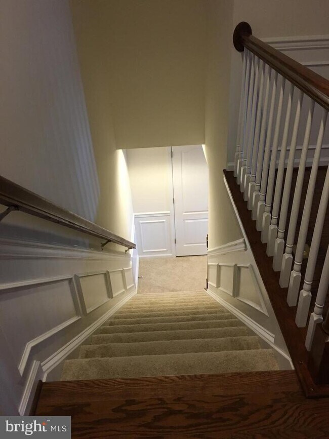 Building Photo - 42461 Benfold Square