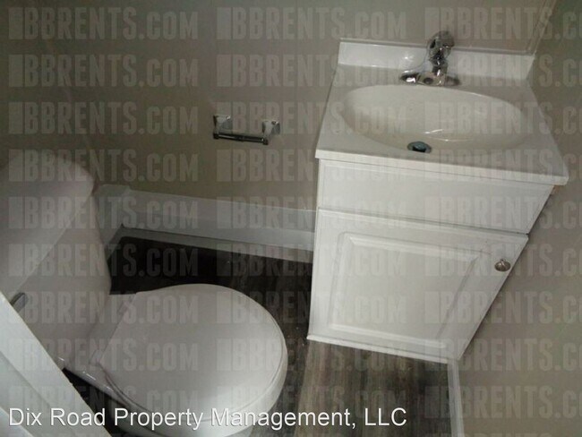 Foto del edificio - 4 br, 1.5 bath House - 2408 Sherman Avenue,