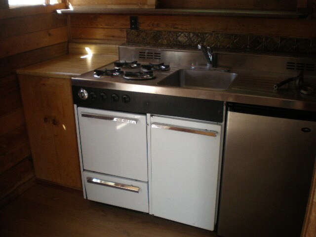 Building Photo - Cozy Studio in Big Bear Lake!