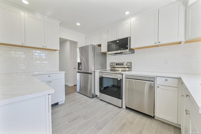 Kitchen - 10 Brompton Pl