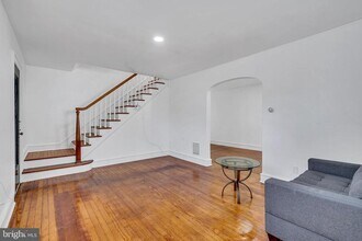 Building Photo - 341 Allen Ave